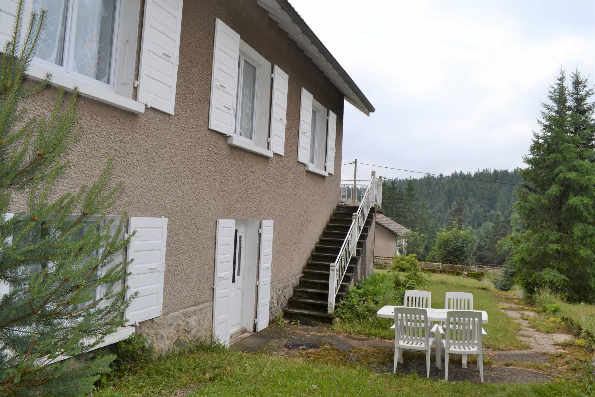 Maison proche du centre de ville Le Chambon sur Lignon.