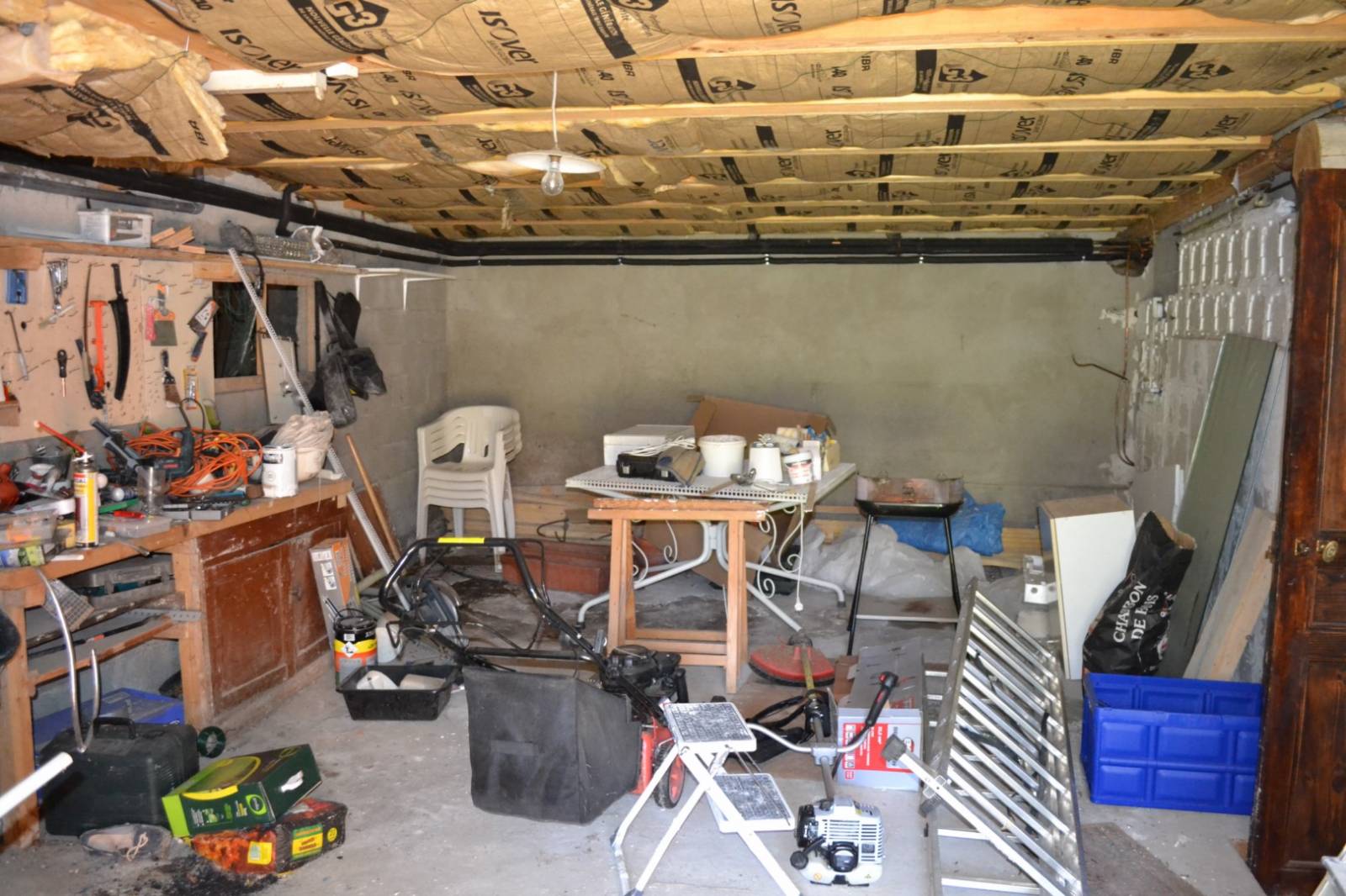 Ferme dans hameau isolé à Mars