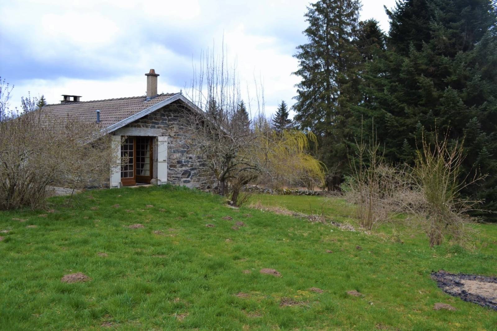 Coquette ferme à St Jeures