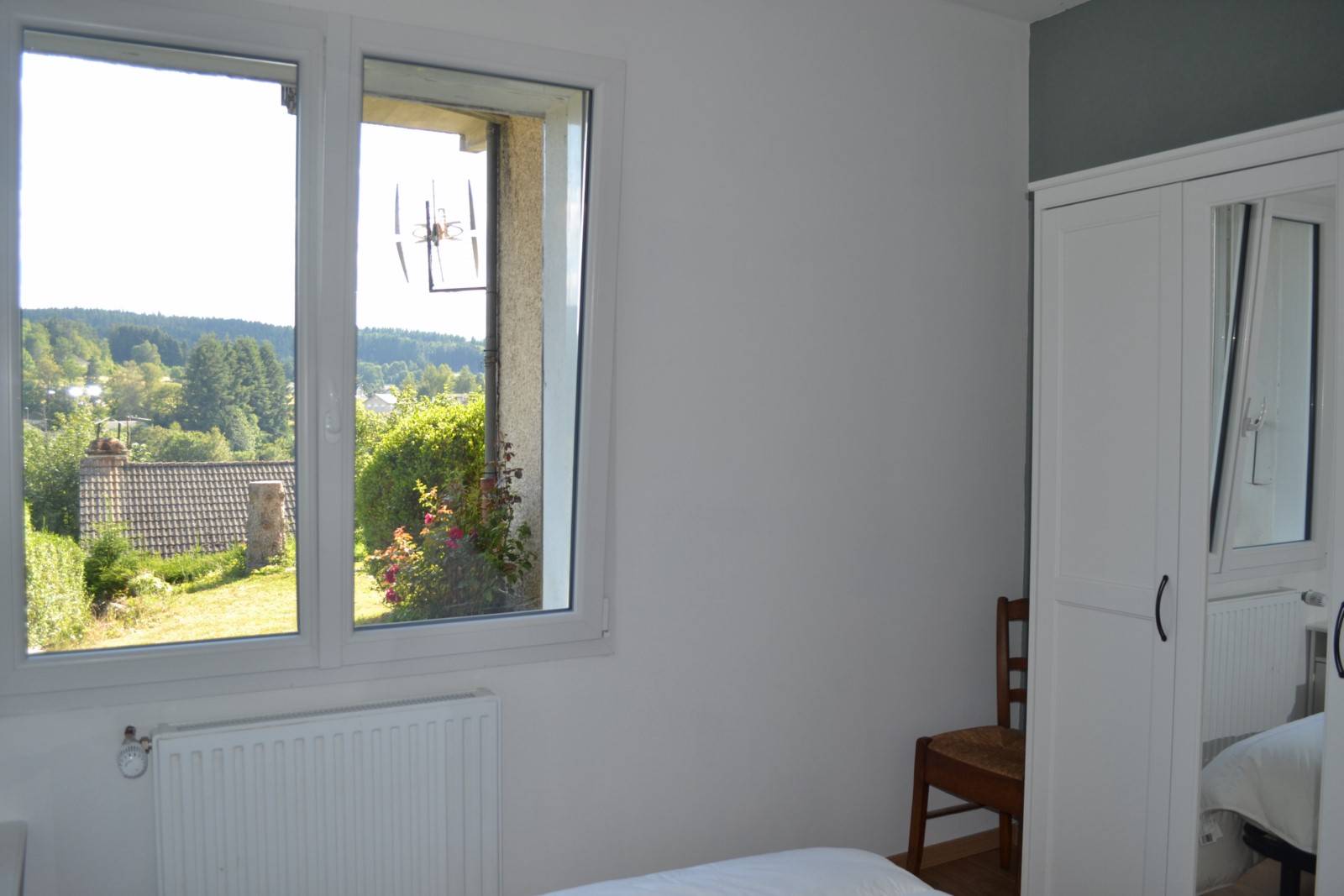 T2 avec extérieur au centre du Chambon sur Lignon