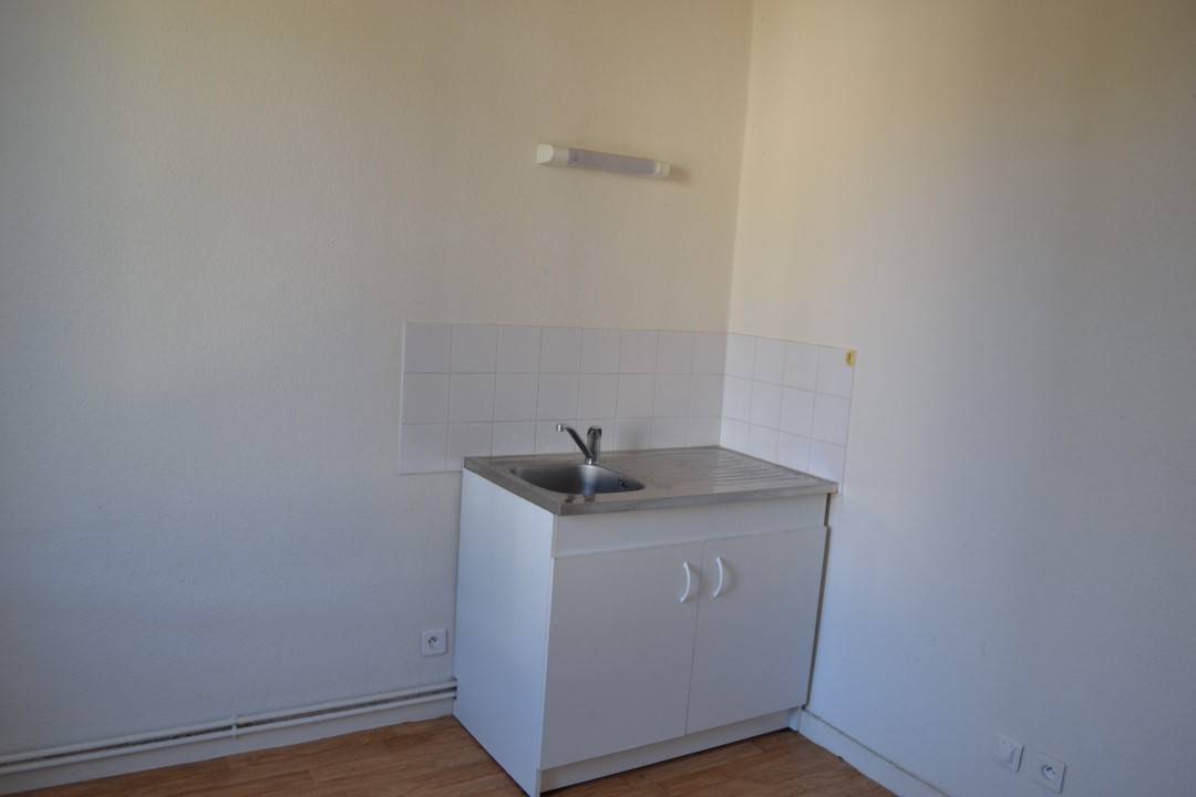 Studio au 3ème étage au centre du village du Chambon sur Lignon