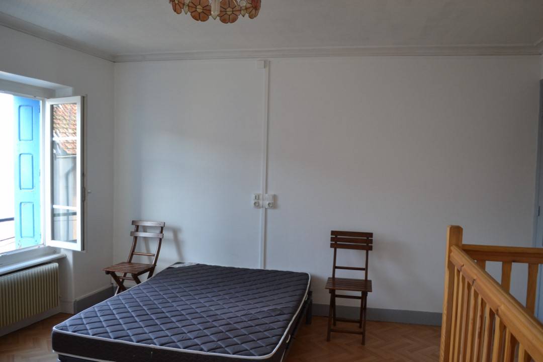 Appartement T2 Tence Appartement meublé en duplex