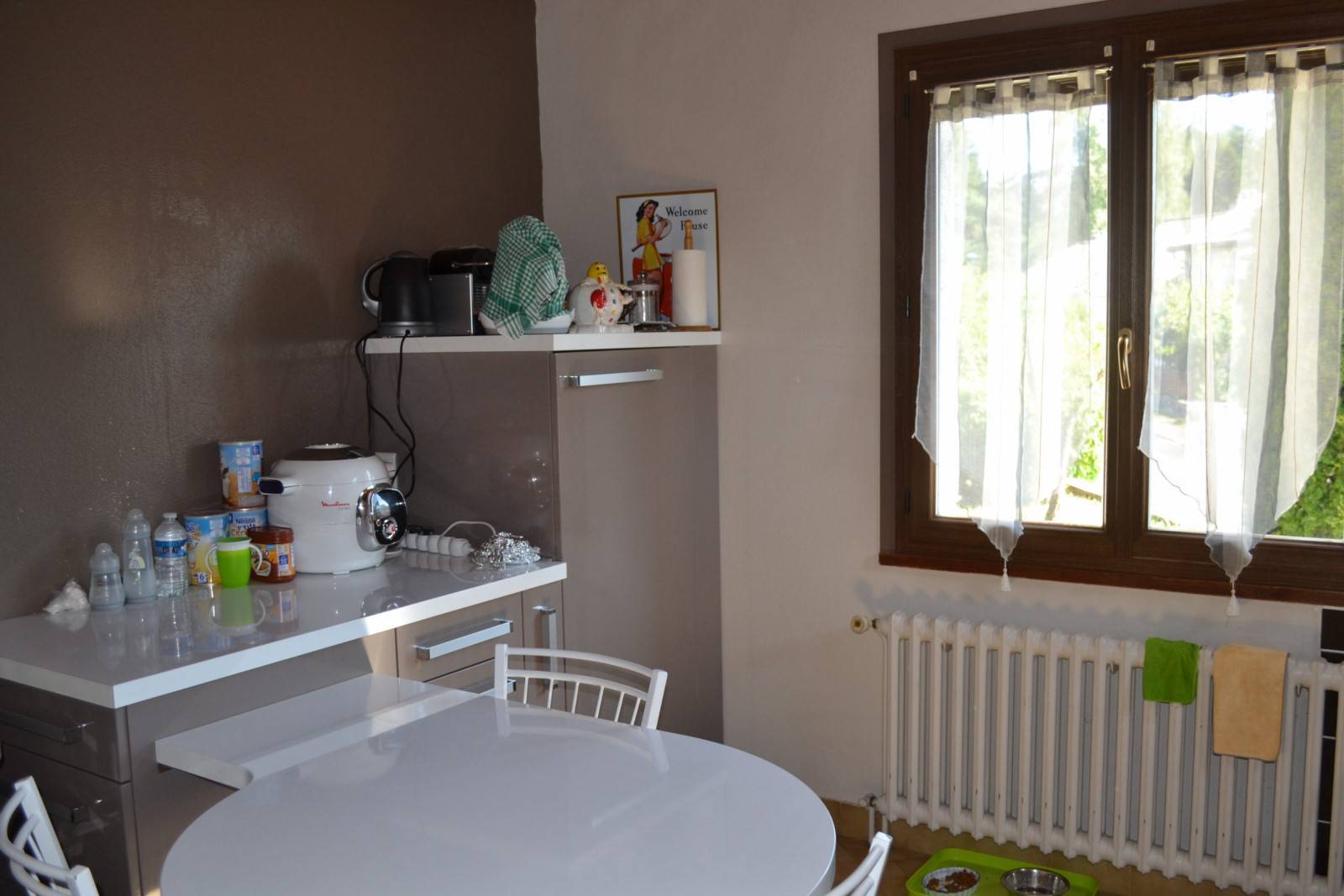 Maison à rafraichir proche village 43400