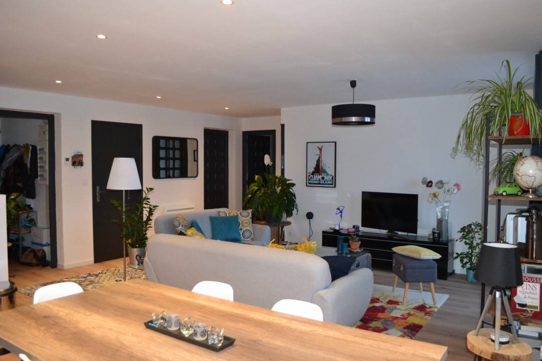 Appartement au 1er étage proche centre du village du Chambon sur Lignon