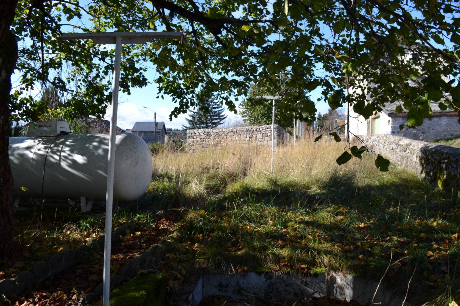Charmante maison de village à St Jeures