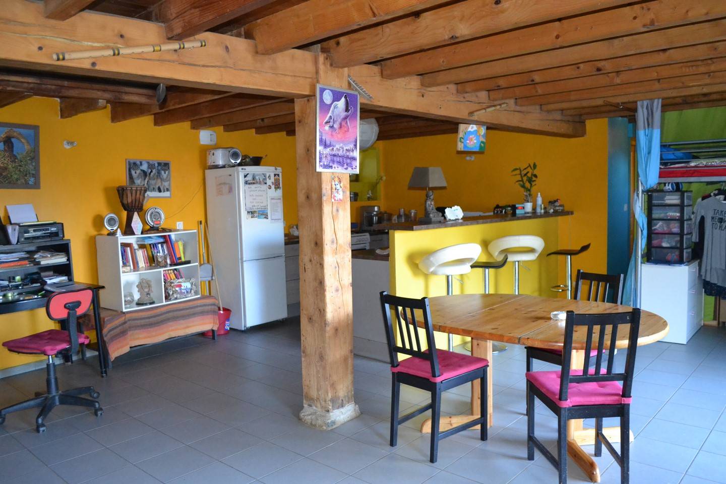 Secteur Mézenc Isolé. 4Ha de terrain. Vue. Cachet.