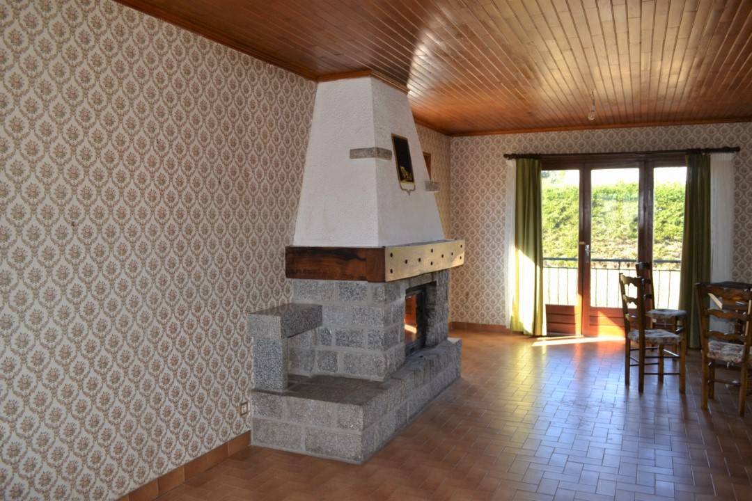 Maison seine au Mazet Saint Voy