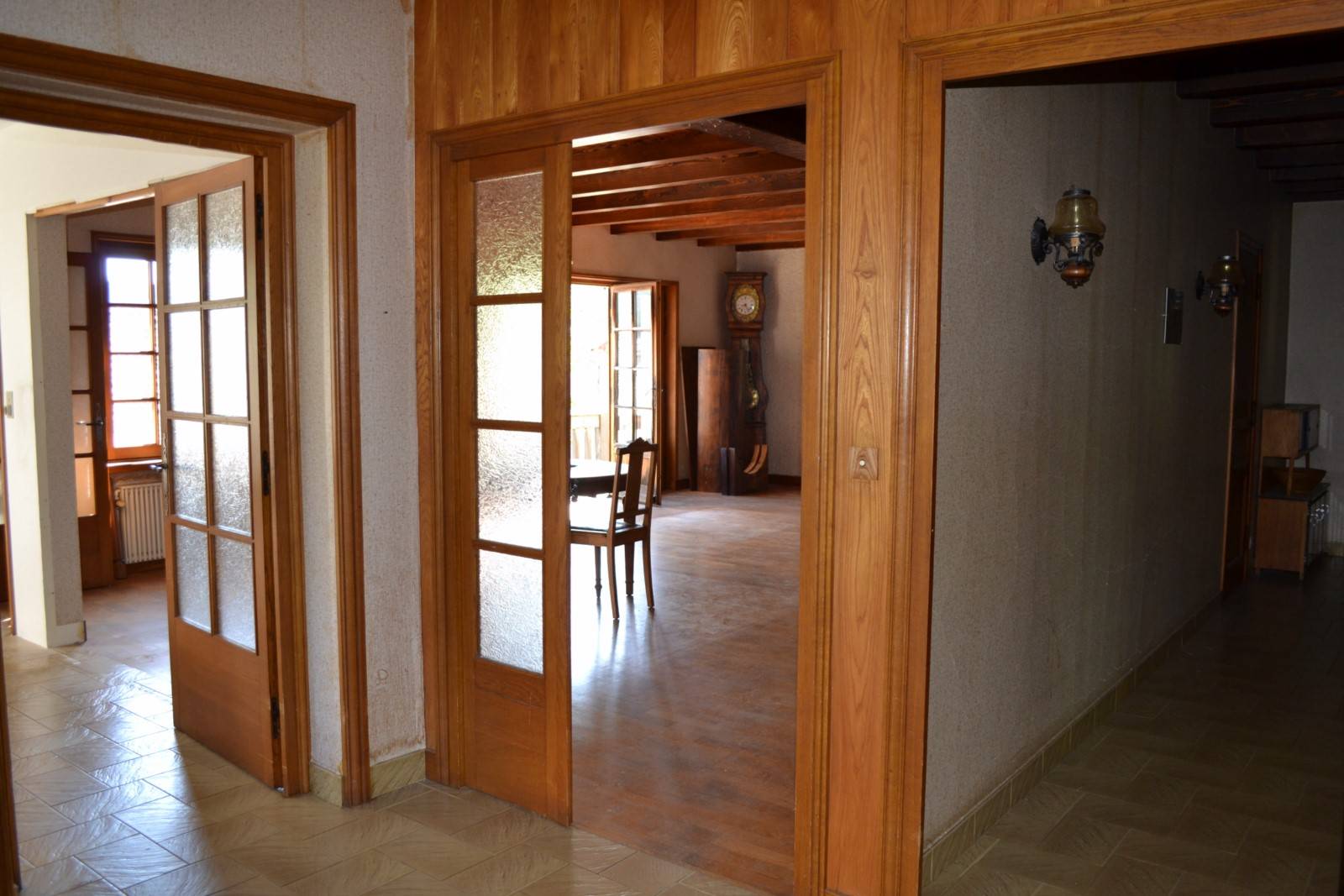 Maison composée de trois appartement à vendre