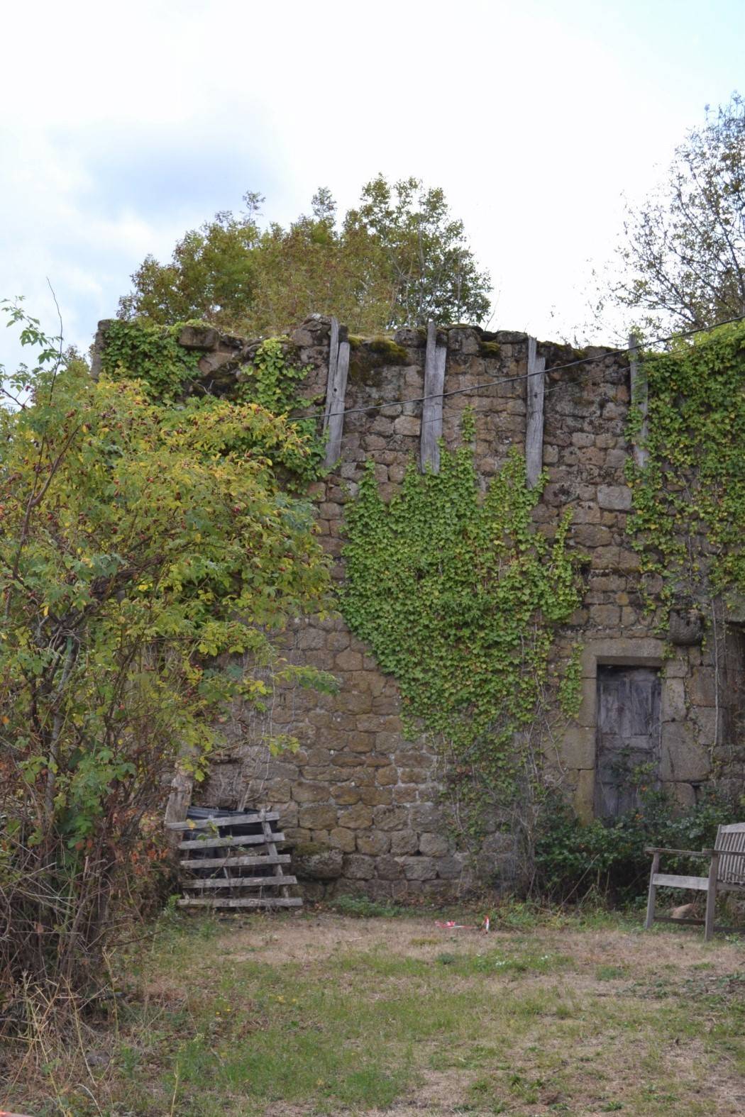 Maison avec ruine à vendre