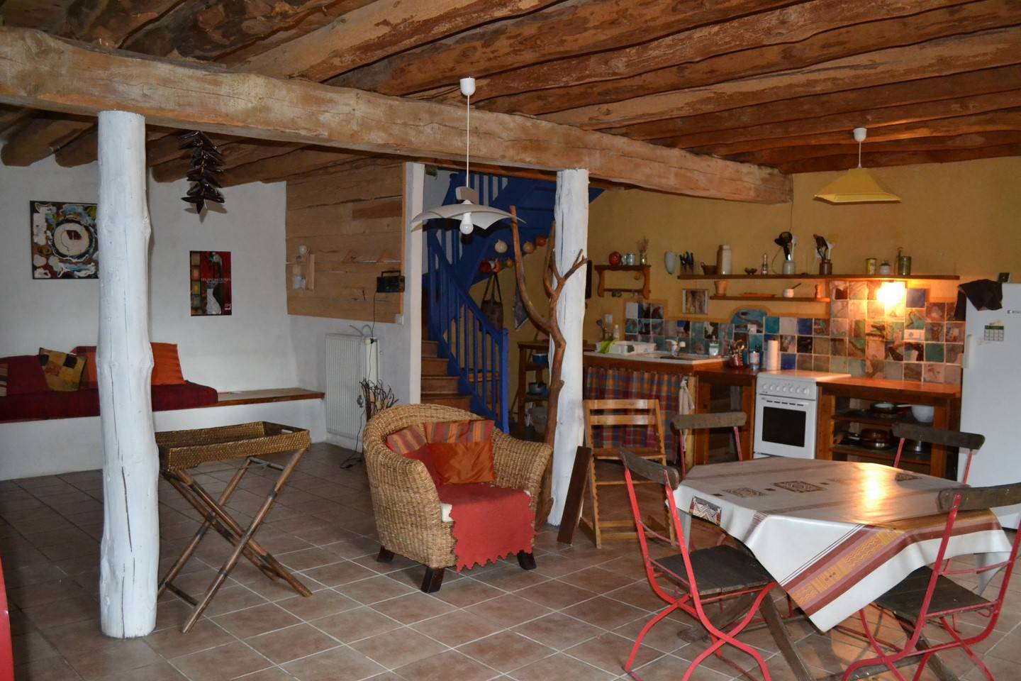 Entre Le Chambon et St Agrève, ferme rénovée. Potentiel à exploiter. Gîte. Habitable immédiatement.