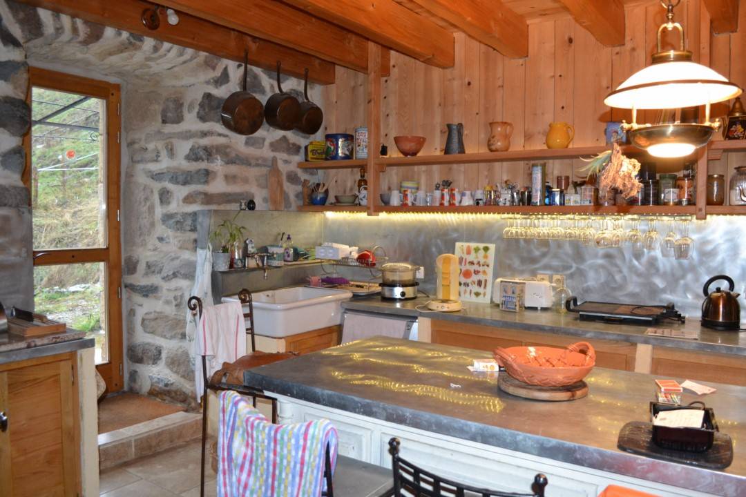 A vendre maison principale Borée