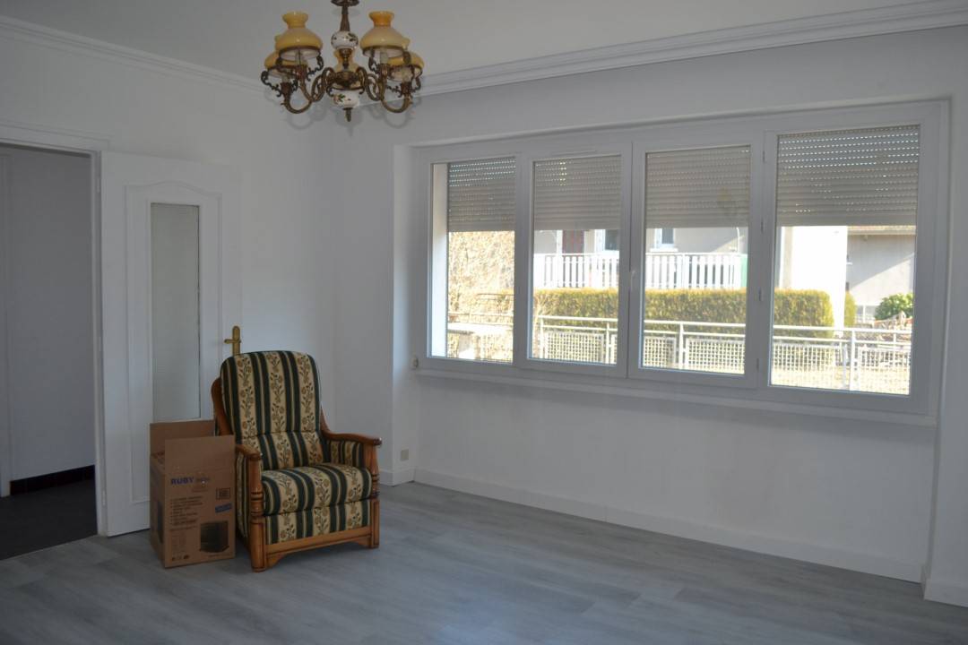 Villa proche centre ville à Tence