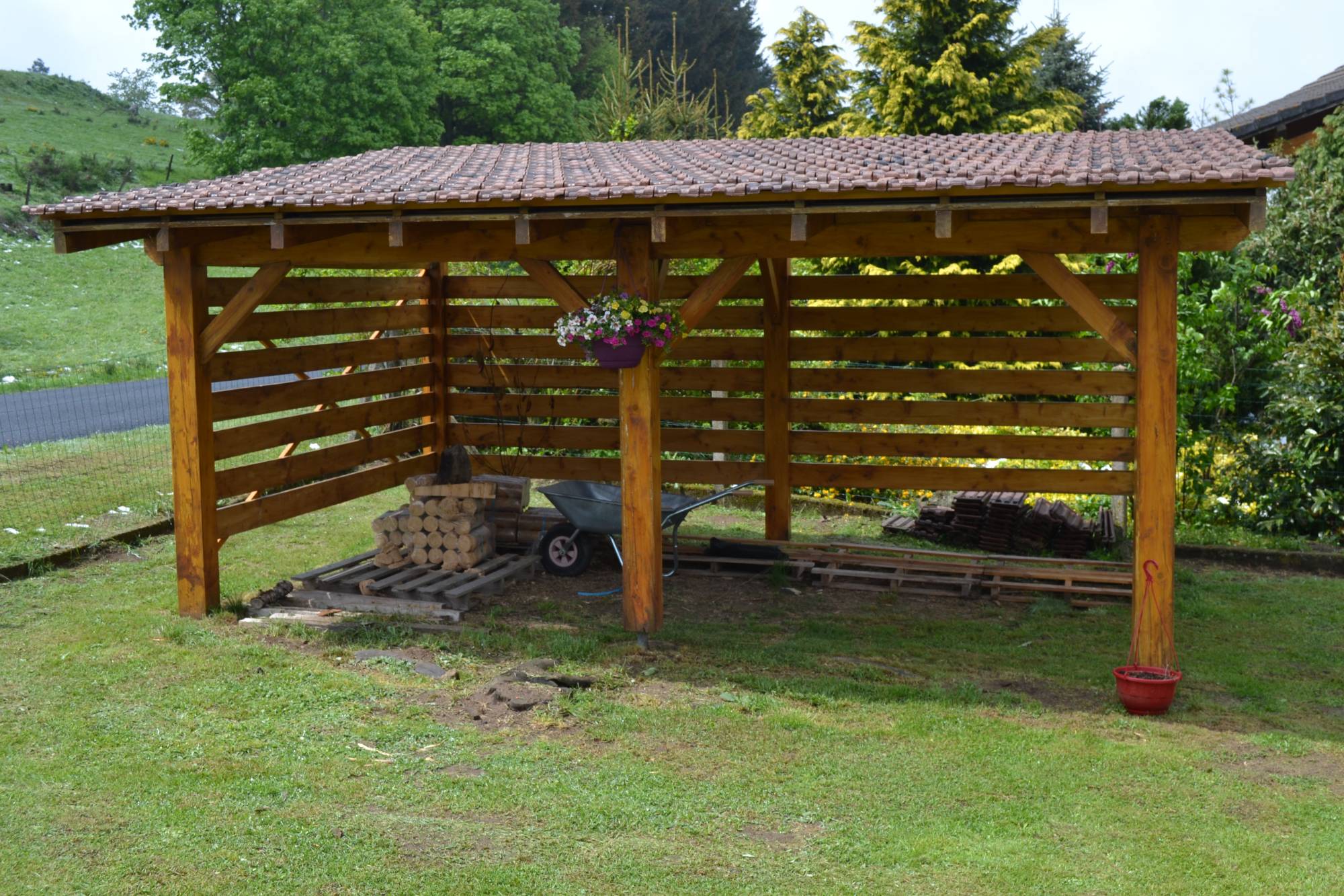 A vendre, jolie villa en campagne de Tence