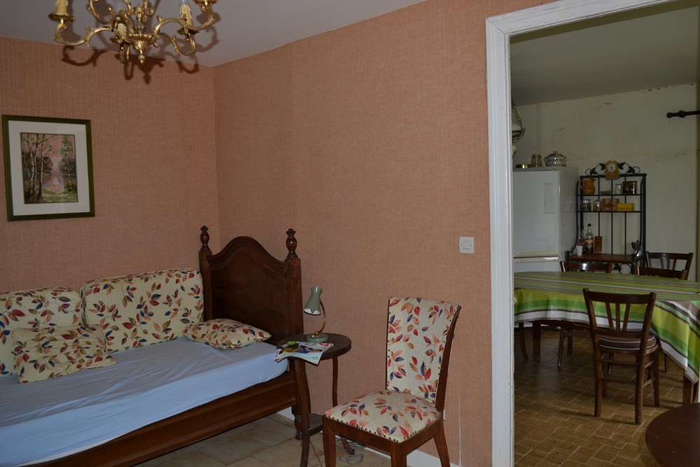 Campagne du Chambon sur Lignon Nombreuses pièces. Vue dominante.