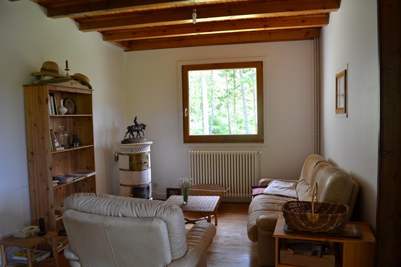 chalet  T7 St Agrève Superbe environnement, proche village. Qualité de construction. chalet  7 St Agrève Campagne du village Superbe environnement, proche village. Qualité de construction.