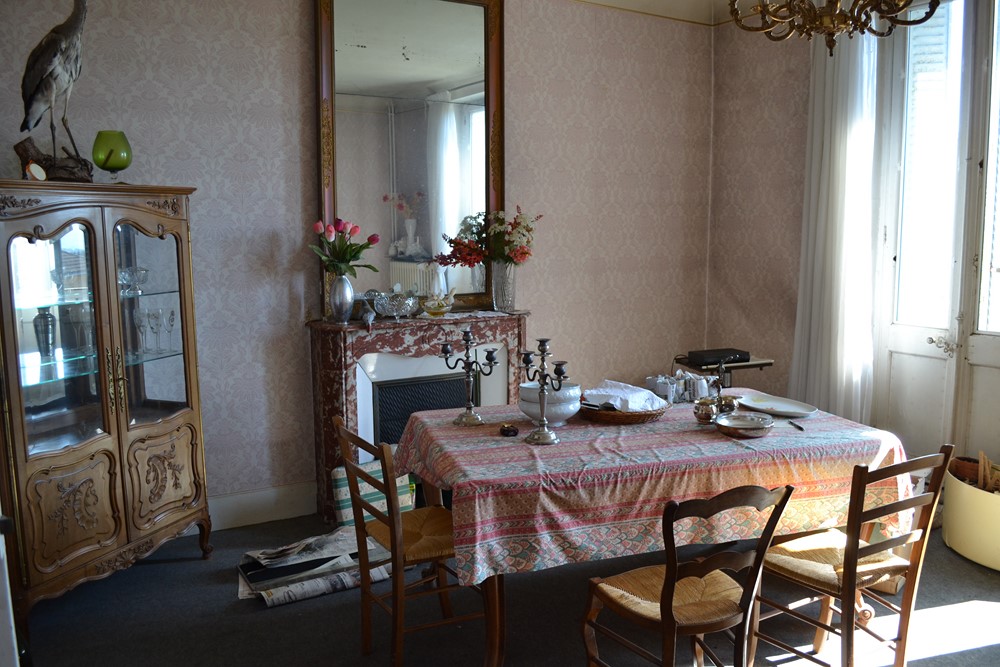 Immeuble St Agrève bâtiment à rénover