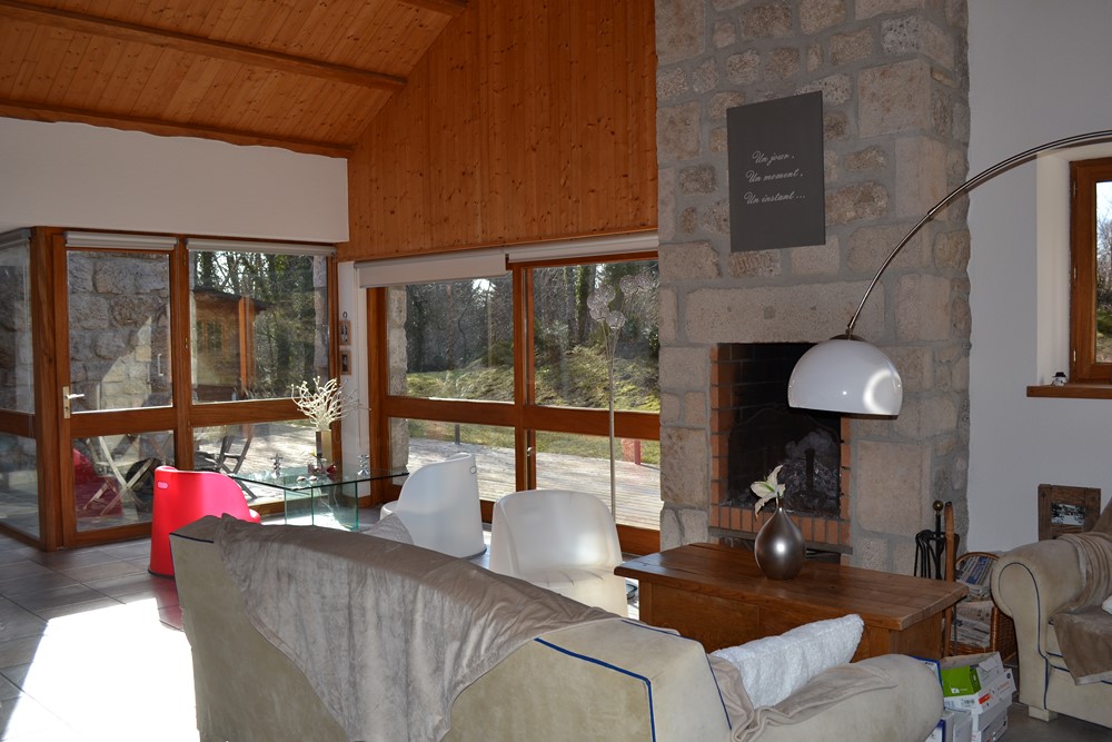 Campagne de Tence et Le Chambon Lumineuse, calme, confortable Campagne de Tence et Le Chambon Lumineuse, calme, confortable