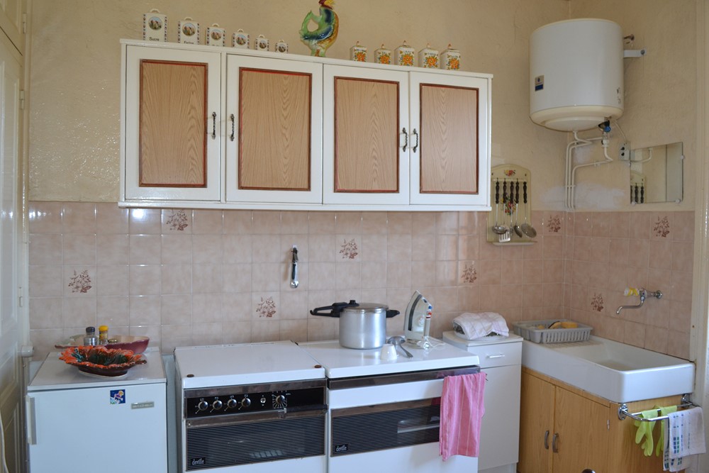 Le Mazet St Voy  Rez de chaussée. T3. Centre.