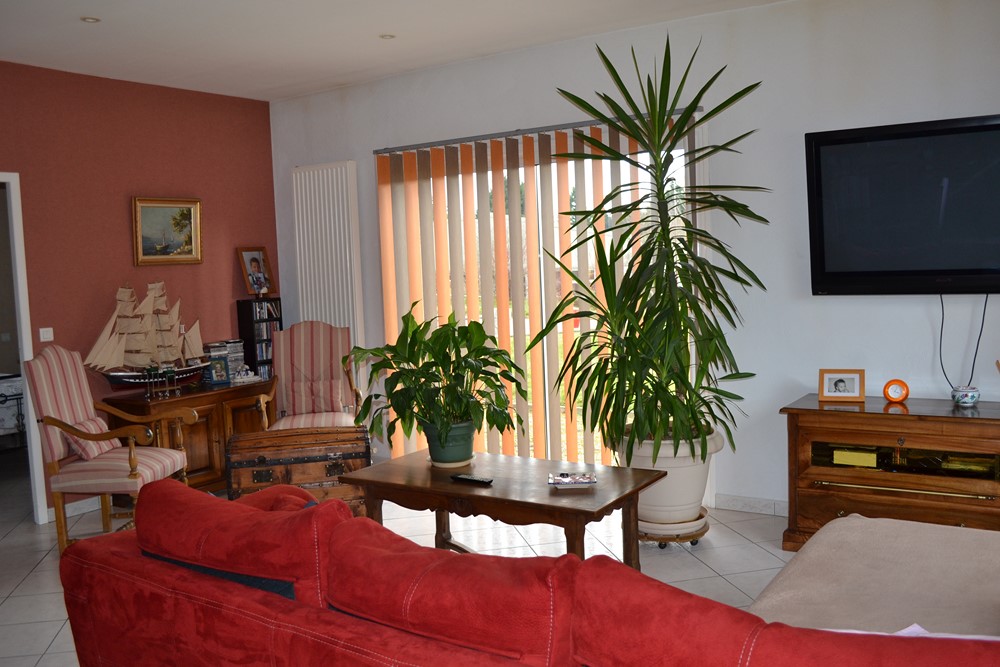 Location maison de campagne en pierres Araules 43200