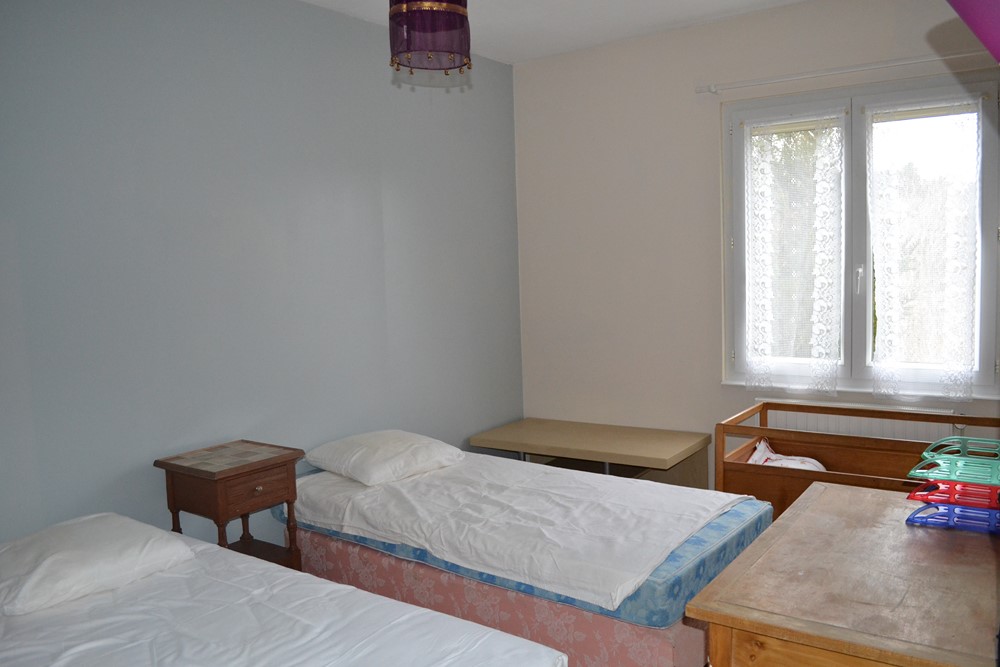 Appartement Le Chambon sur Lignon 100m². 3 chambres. Chauffage central fuel.