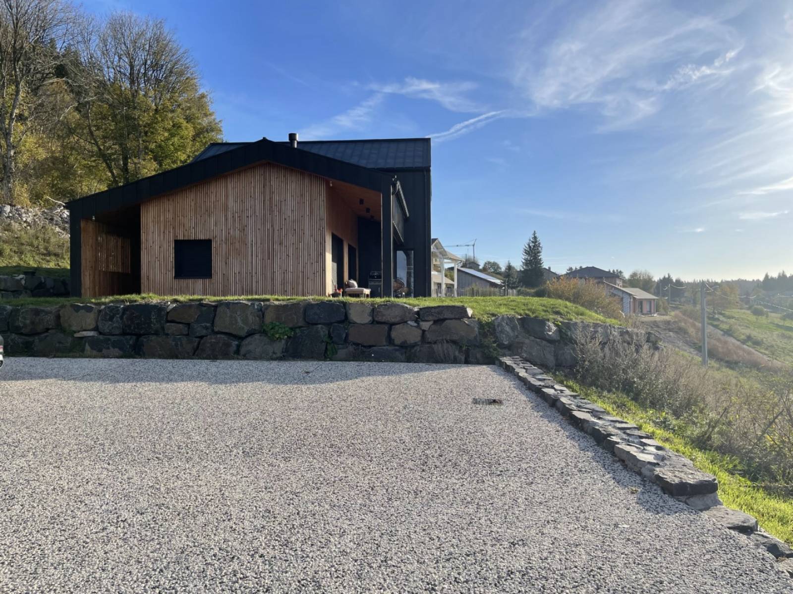 Propriété de 2020 contemporaine avec vue à Queyrières