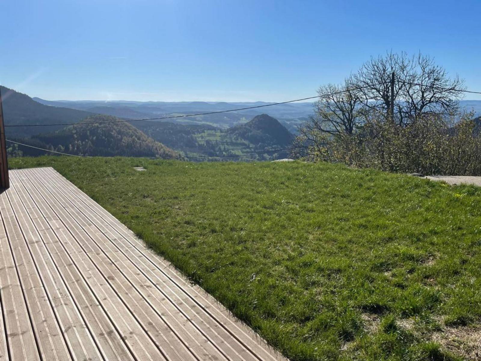 Propriété de 2020 contemporaine avec vue à Queyrières