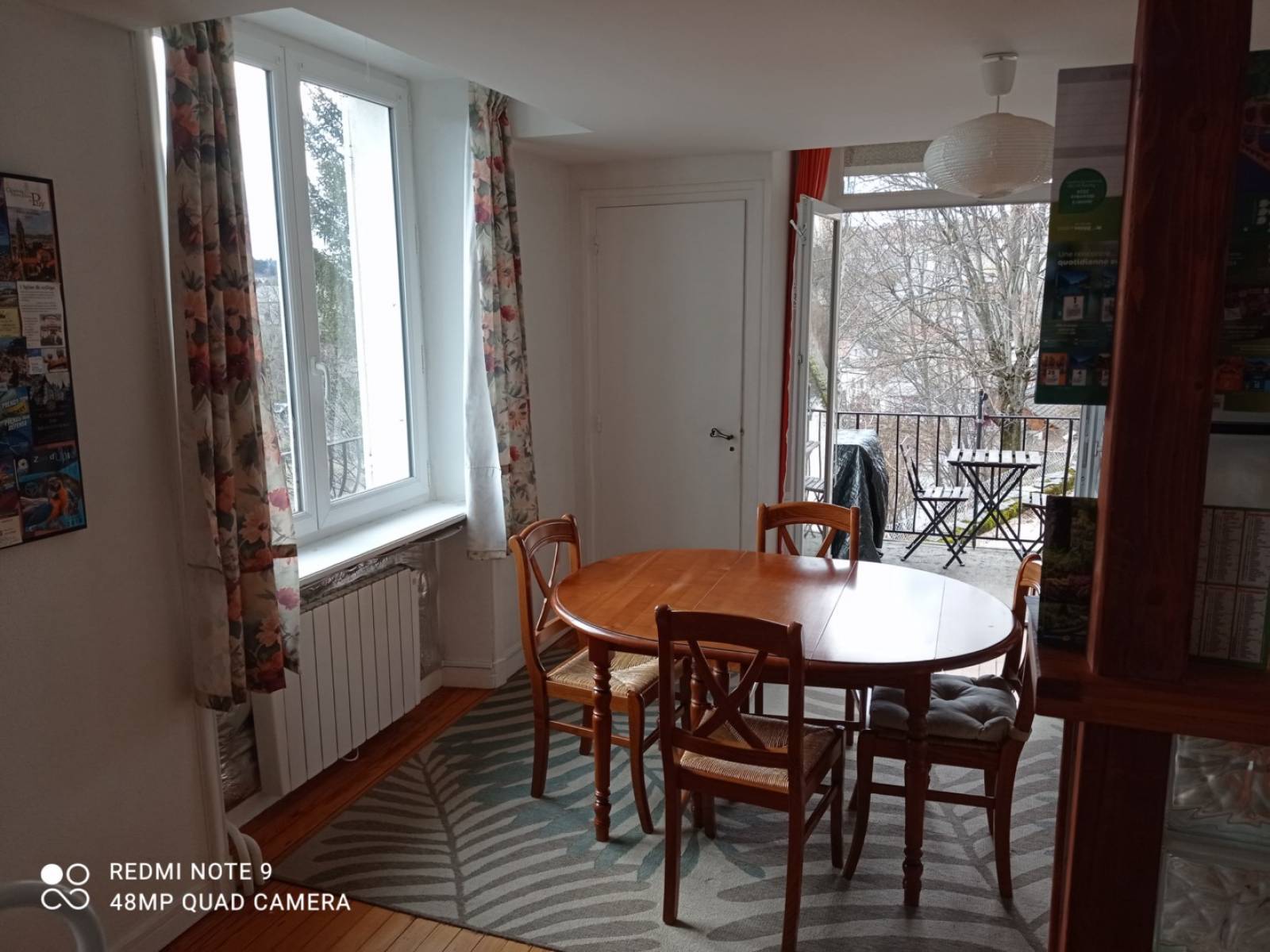 Appartement T3 avec balcon et garage proche du centre du village du Chambon sur Lignon