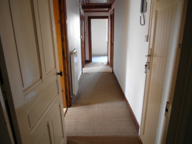 Appartement T5 LE CHAMBON SUR LIGNON CENTRE Appartement 5 LE CHAMBON SUR LIGNON CENTRE