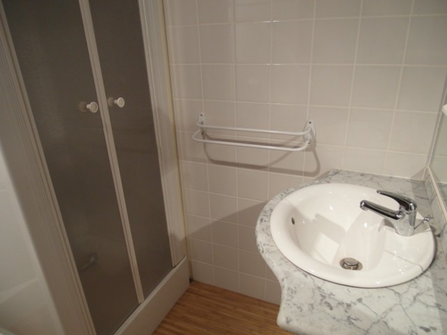 Appartement T5 LE CHAMBON SUR LIGNON CENTRE Appartement 5 LE CHAMBON SUR LIGNON CENTRE