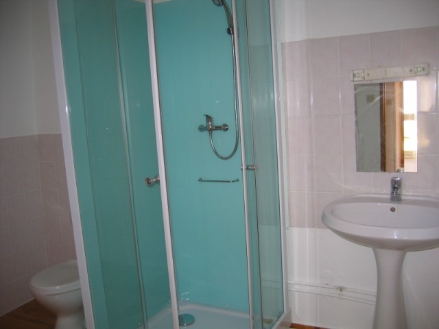 Appartement T4 LE CHAMBON SUR LIGNON CENTRE Appartement en duplex Appartement 4 LE CHAMBON SUR LIGNON CENTRE Appartement en duplex