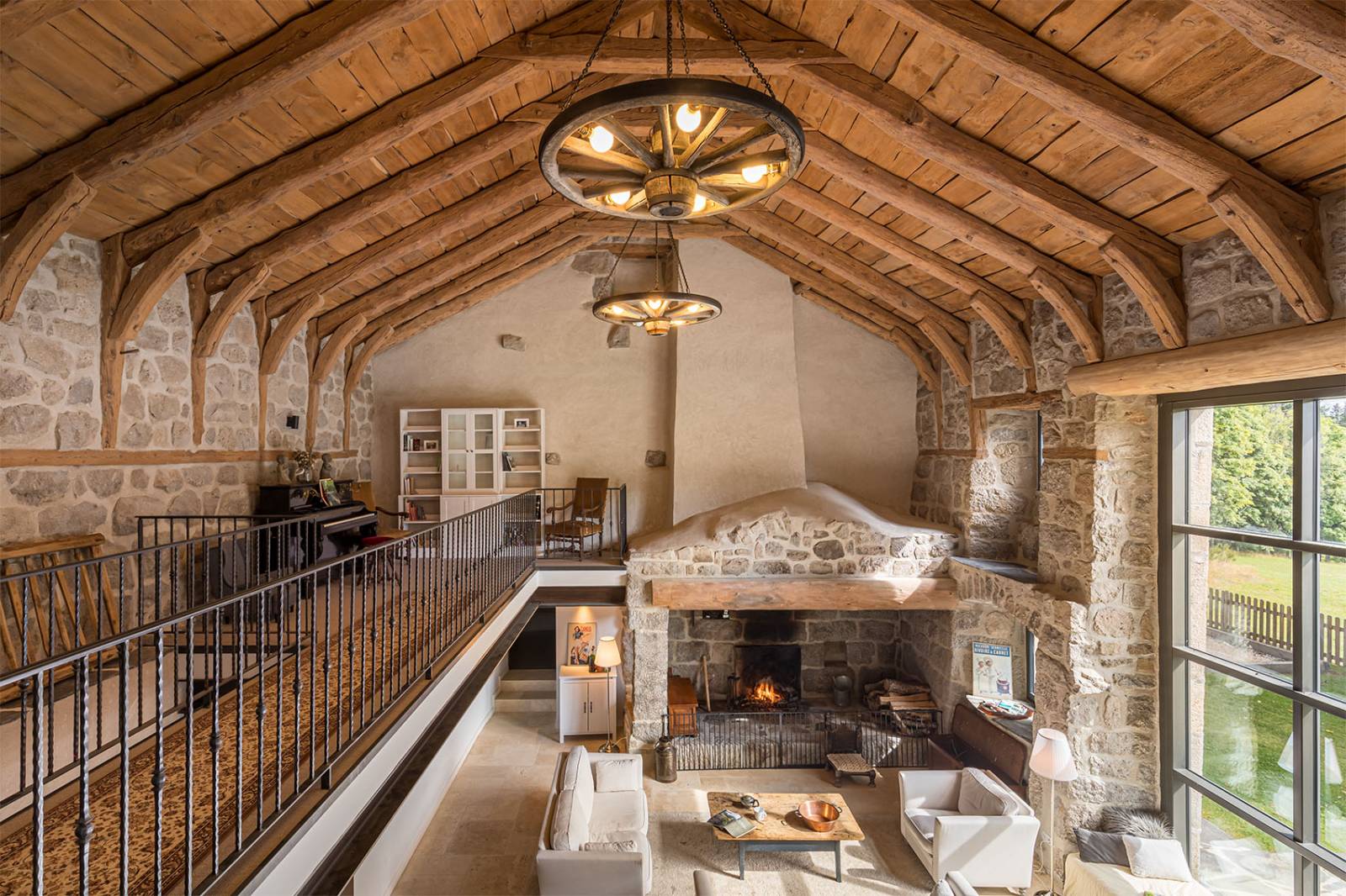 Propriété en pleine campagne, environnement exceptionnel au Chambon sur Lignon