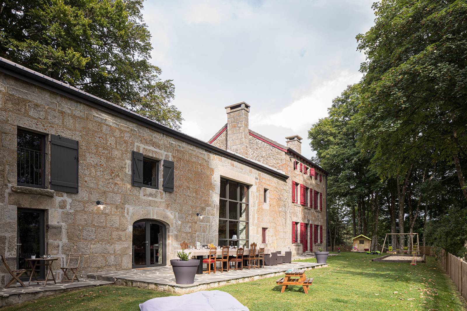 Propriété en pleine campagne, environnement exceptionnel au Chambon sur Lignon