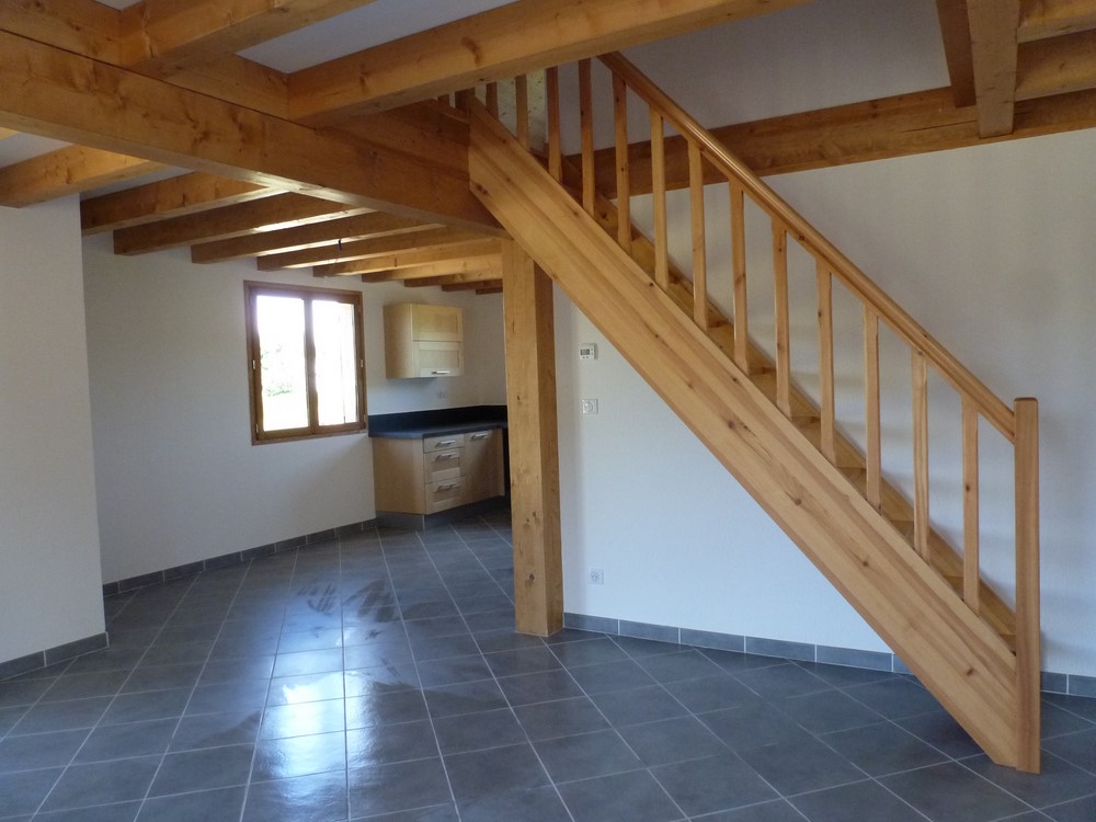 MAISON T4 Le Mazet St Voy Neuf. Lumineux. Terrain.