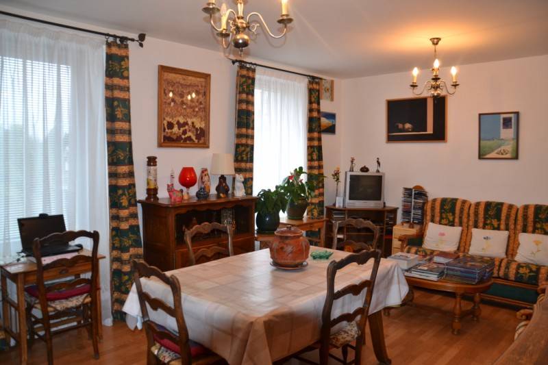 Salle à manger appartement principal