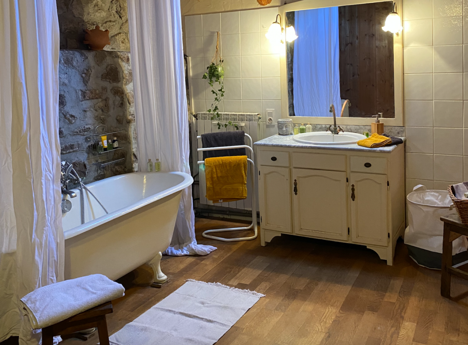 Ferme isolée avec plus d'un hectare à Mézilhac