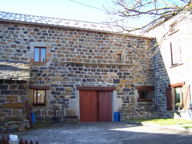 Moins d'un hectare T5 CHAMPCLAUSE Site d'exception