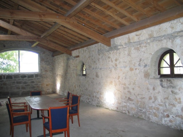 Moins d'un hectare T8 DEVESSET Avec gîte classé 3 étoiles Moins d'un hectare 8 DEVESSET Ardèche Avec gîte classé 3 étoiles