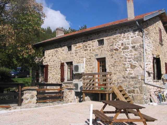 Propriété T8 ROCHEPAULE Vue imprenable sur la vallée Propriété 8 ROCHEPAULE Ardèche Vue imprenable sur la vallée
