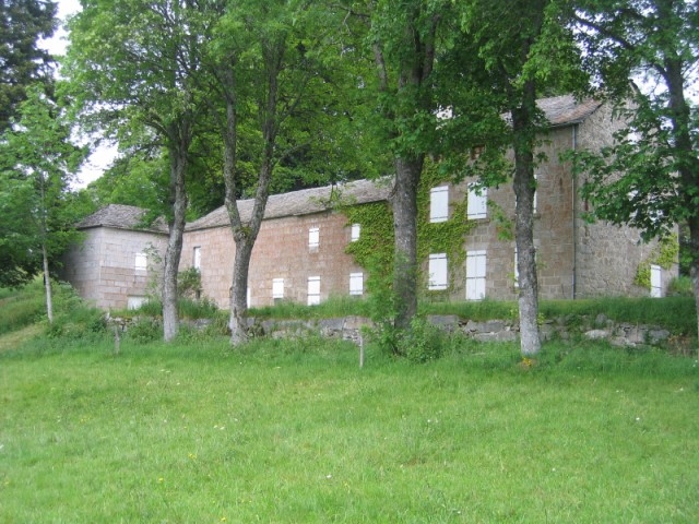 Plus d'un hectare T12 Campagne du Chambon VENDU  VENDU Authentique Plus d'un hectare 12 Campagne du Chambon VENDU  VENDU Authentique
