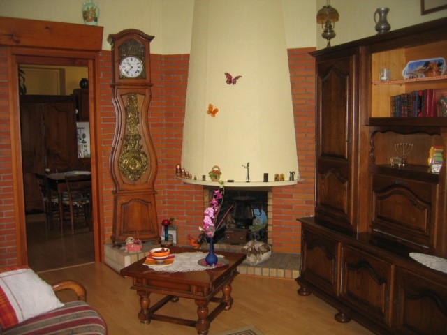 Appartement rénové T2 LA CHAMBON SUR LIGNON VENDU  VENDU Centre-ville