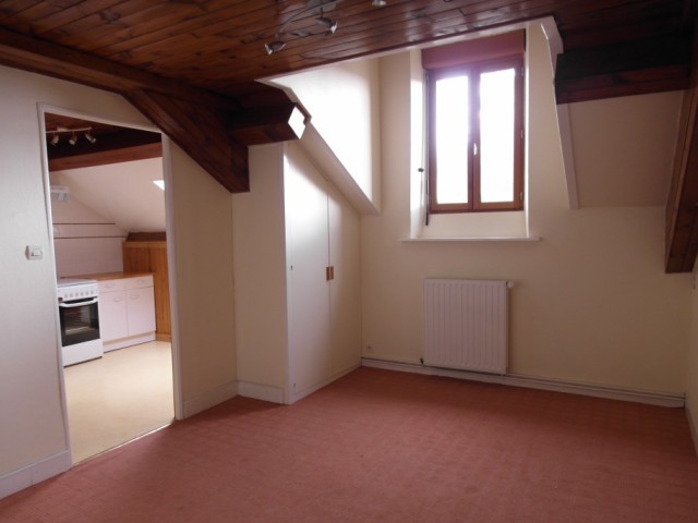 Appartement Le Chambon sur Lignon Appartement rénové T4 au 2ème étage
