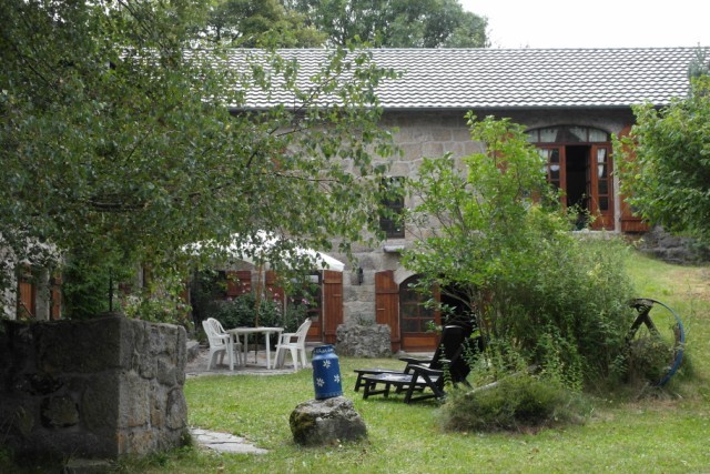 Ferme rénovée T7 Campagne de Tence   Ferme rénovée 7 Campagne de Tence   VENDU