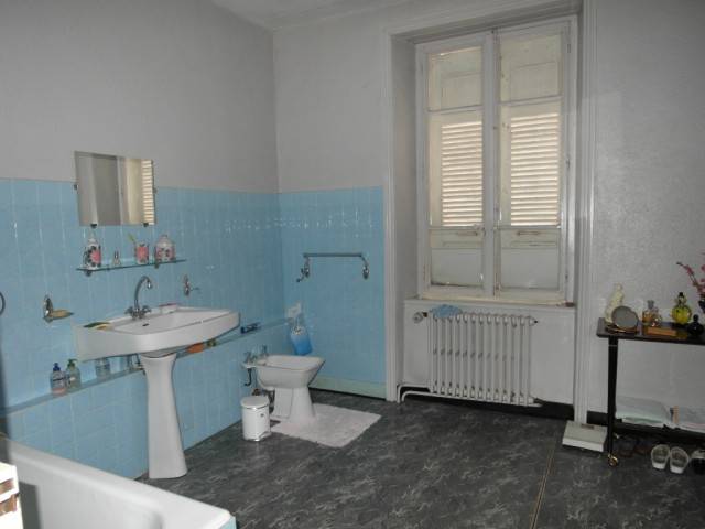 Maison de village T8 Le Chambon sur Lignon centre Maison de village 8 Le Chambon sur Lignon centre