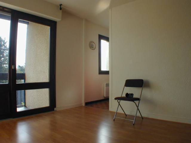 Appartement rénové Le Chambon sur Lignon Studio rénové idéal investisseur