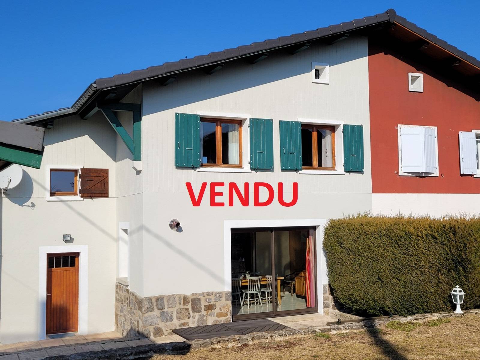 Maison mitoyenne avec jardin à Saint Agrève