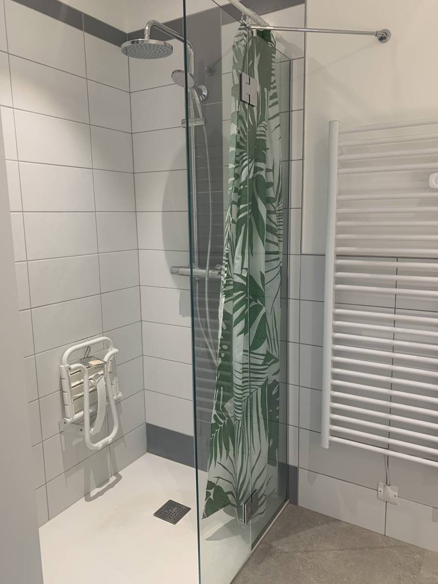 Appartement T3 Le Chambon sur Lignon centre.  Appartement rénové en Rez De Chaussée.