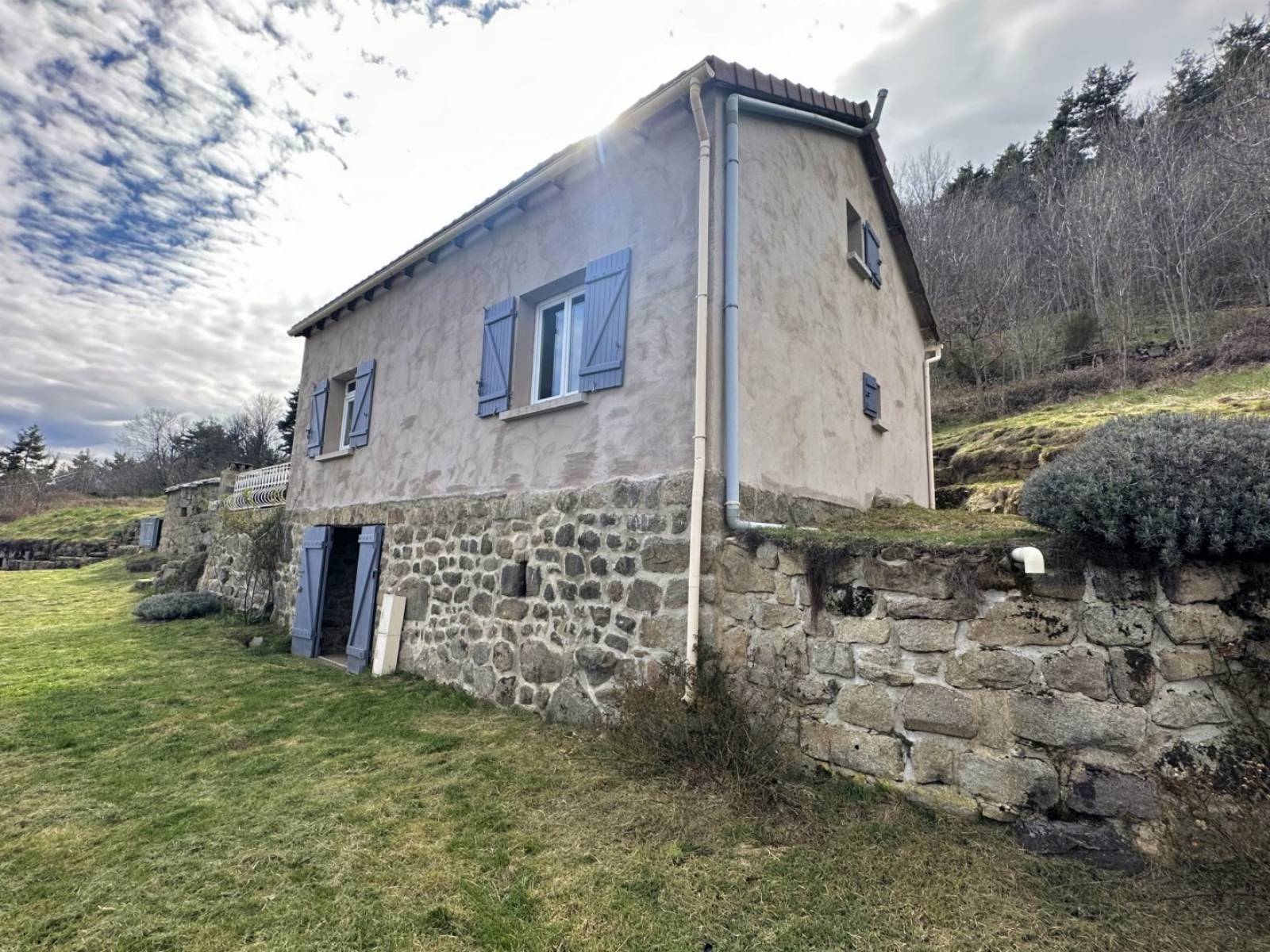 Charmante maison dans hameau isolé à Saint Martial