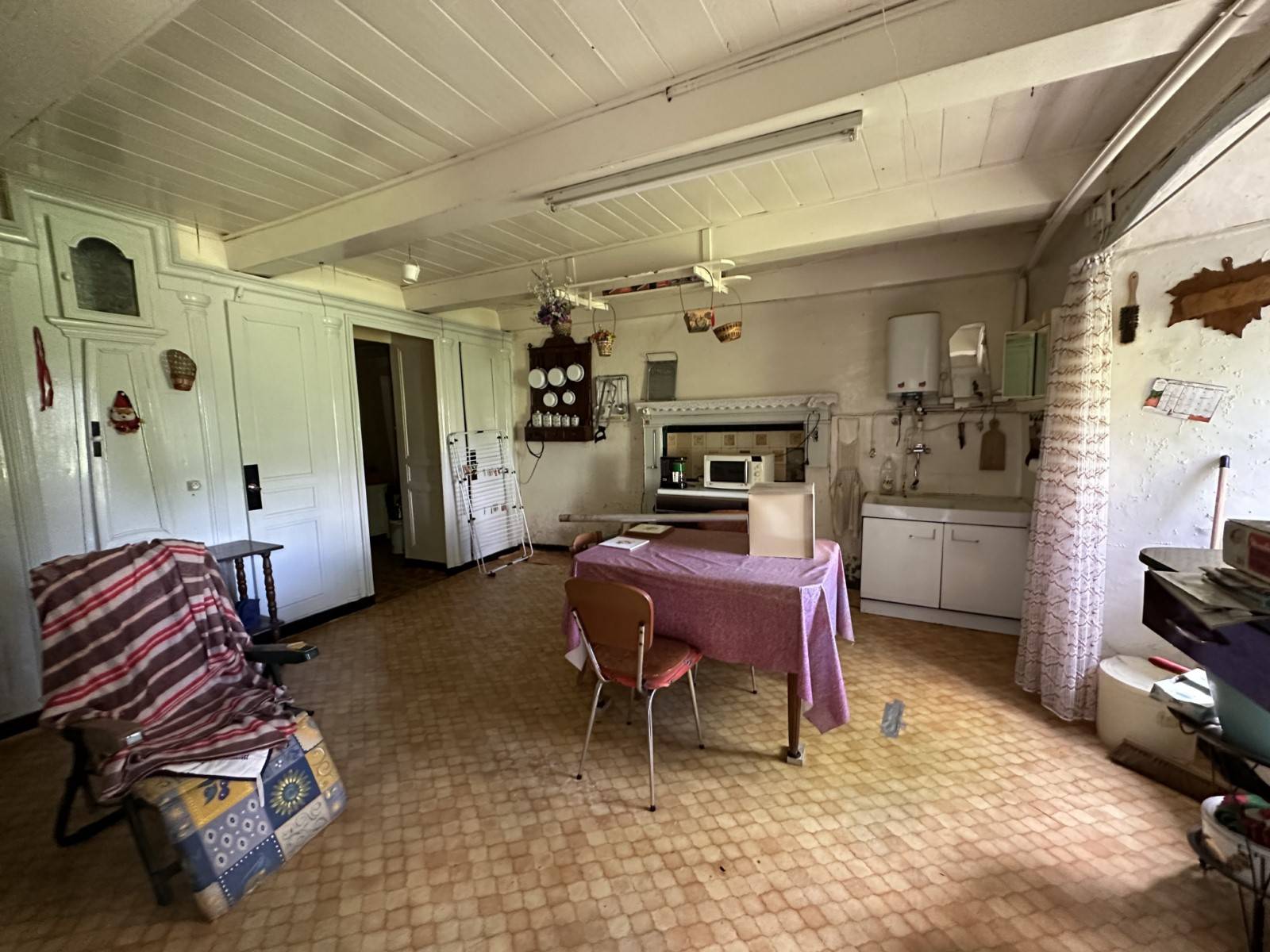 Ferme à rénover sur plus d'1,7 Ha à Araules