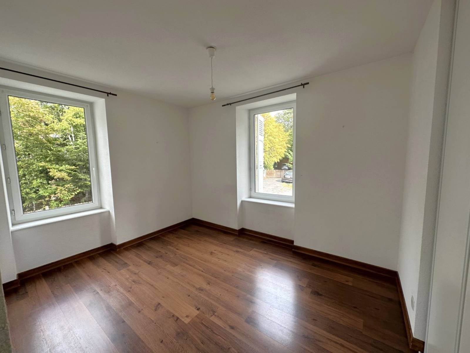 Appartement T4 sans travaux avec balcons au Chambon sur Lignon