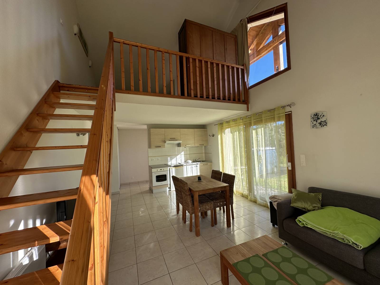 Appartement T3 avec petit extérieur au Chambon sur Lignon